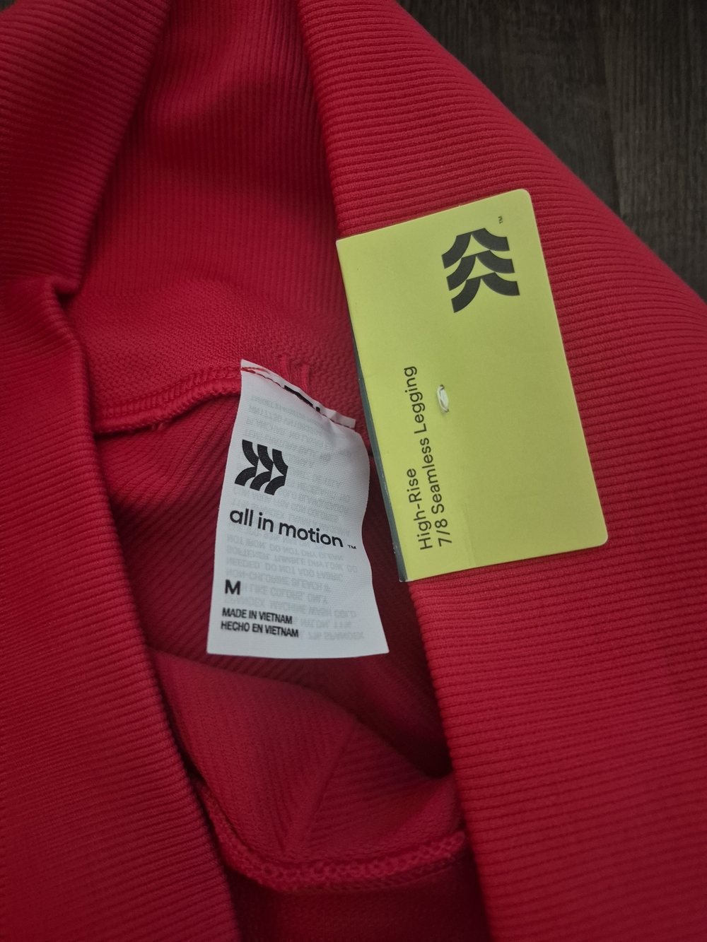 NWT All in Motion Red High-Rise 7/8 Seamless Leggings Size M - Picture 2 of 6